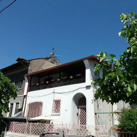 12 Cotroceni