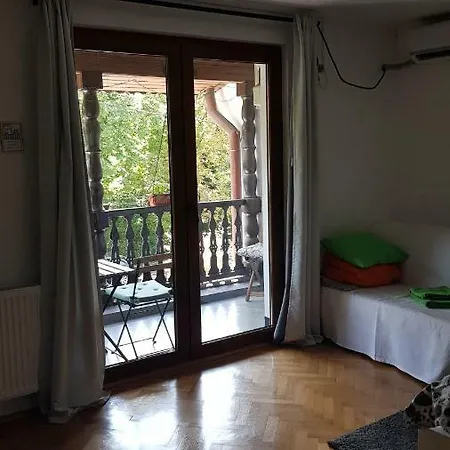 12 Cotroceni