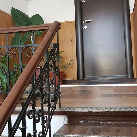 12 Cotroceni 4*